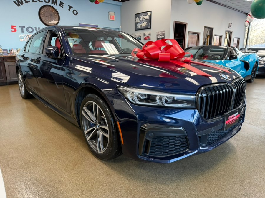 2020 BMW 7 Series 740i xDrive's photo
