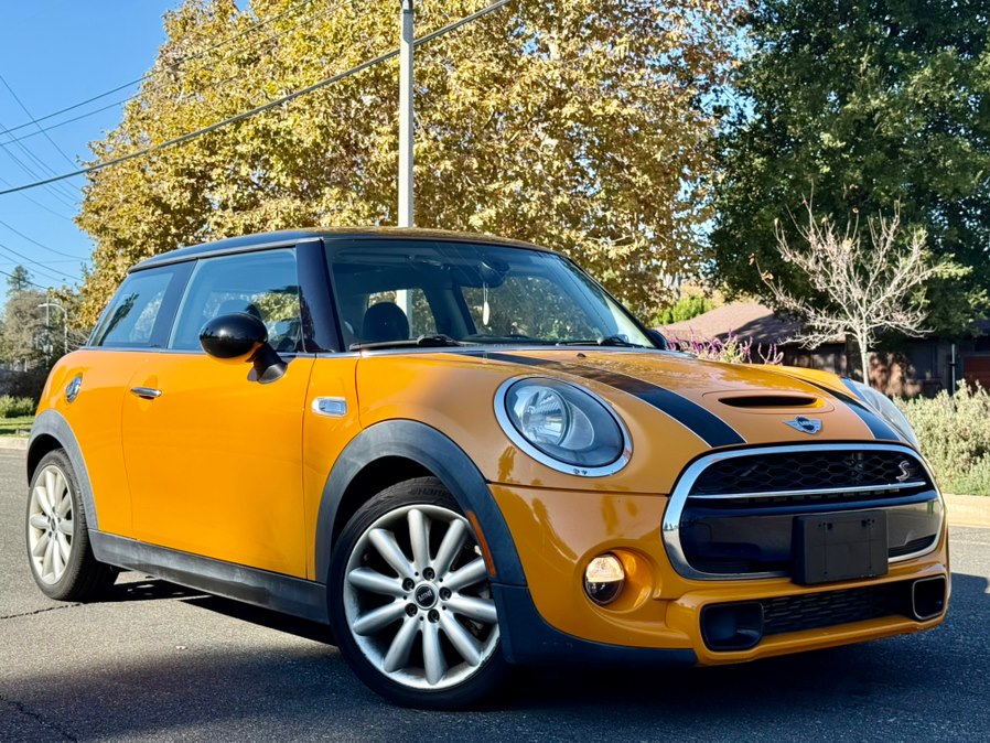 2015 MINI Cooper S's photo