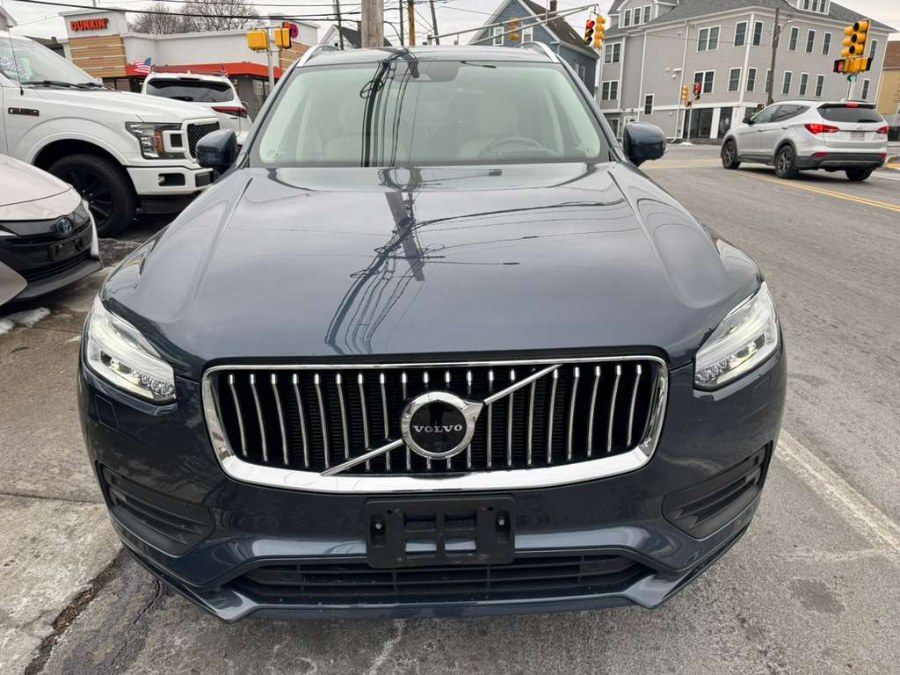 2021 Volvo XC90 T6 Momentum 6 Passenger AWD's photo