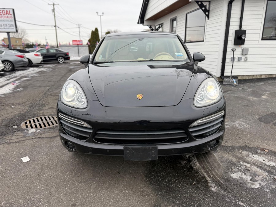 2013 Porsche Cayenne S's photo