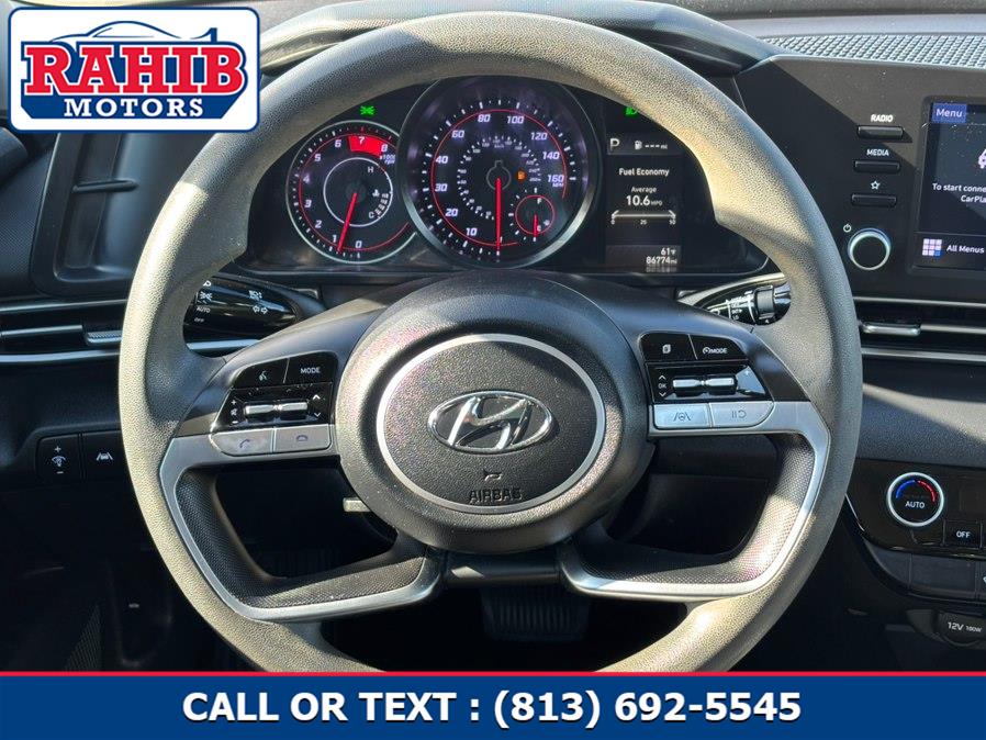 2021 Hyundai Elantra SEL - Photo 18