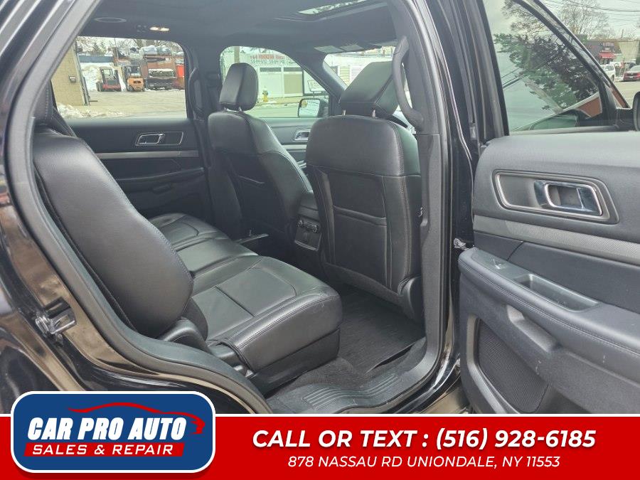 2018 Ford Explorer XLT 4WD's photo