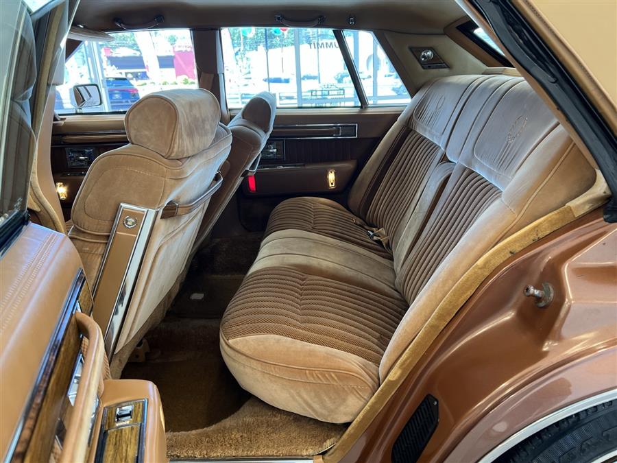 1983 Cadillac Seville - Photo 18