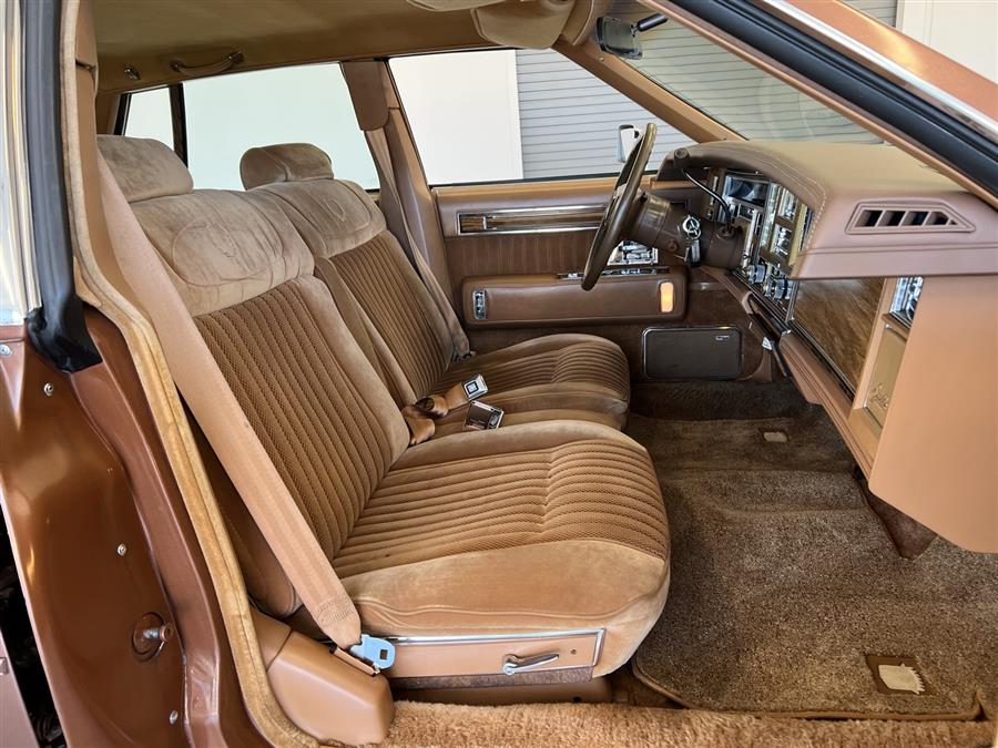 1983 Cadillac Seville - Photo 23