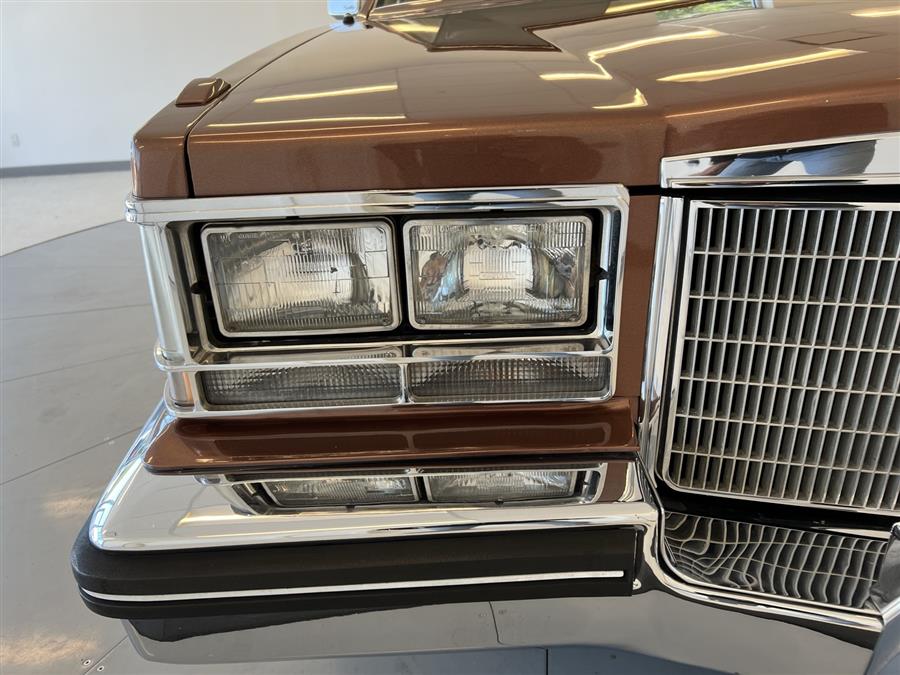 1983 Cadillac Seville - Photo 31