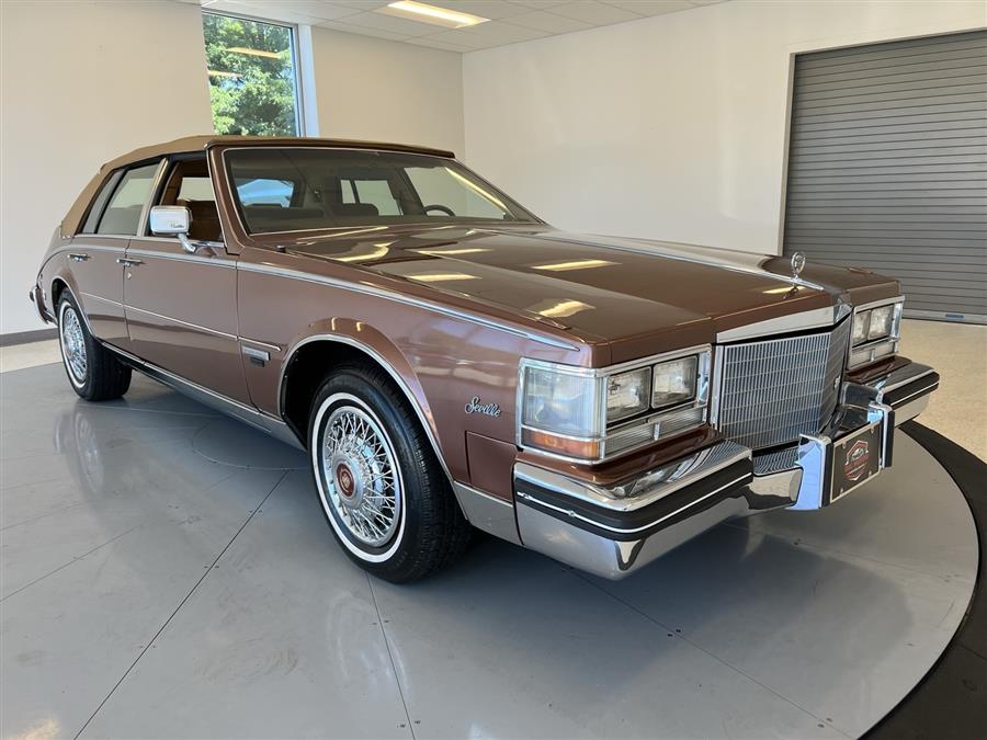1983 Cadillac Seville - Photo 40