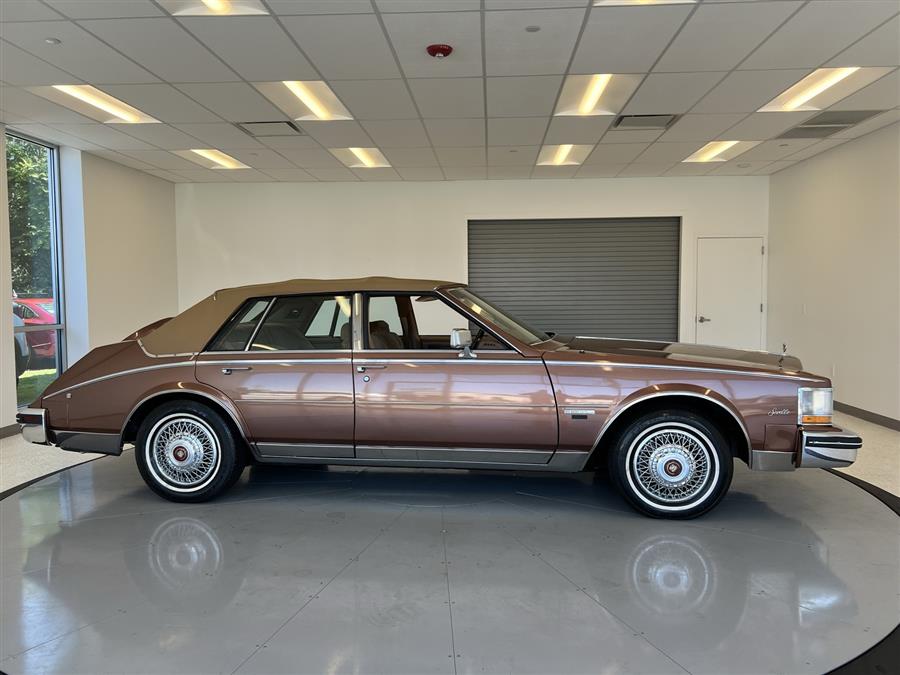 1983 Cadillac Seville - Photo 41