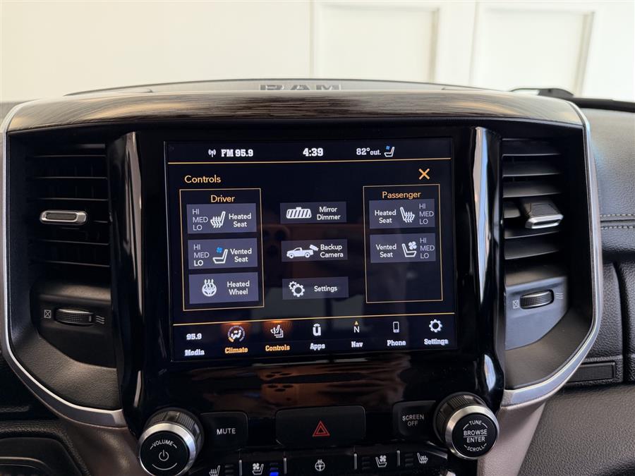 2020 RAM Ram 1500 Pickup Laramie - Photo 19