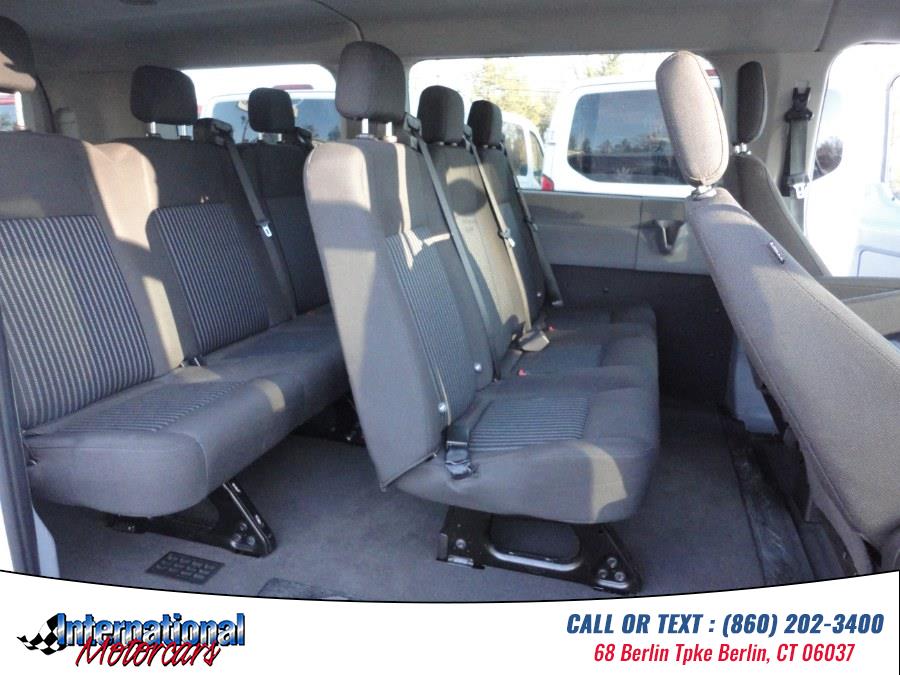 2016 Ford Transit XLT - Photo 12