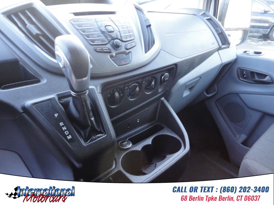2016 Ford Transit XLT - Photo 8