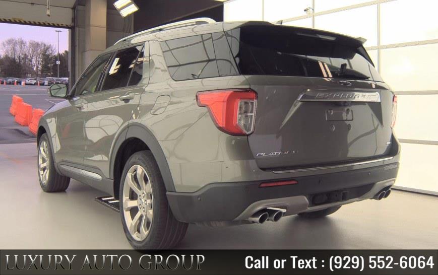 2020 Ford Explorer Platinum 4WD's photo