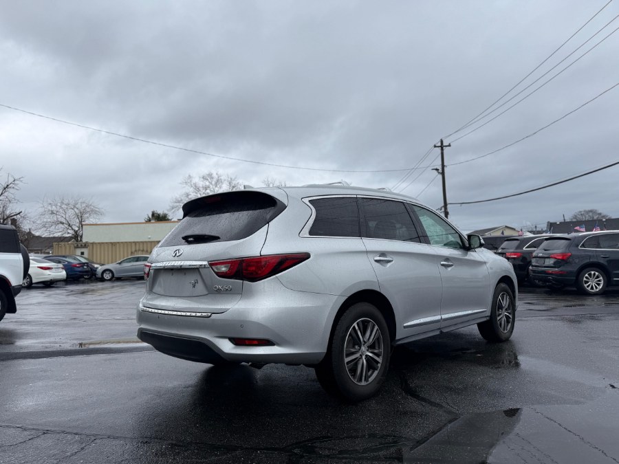 2017 INFINITI QX60 Base - Photo 5
