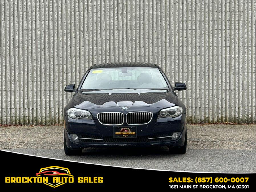 2013 BMW 5 Series 535i xDrive Sedan's photo