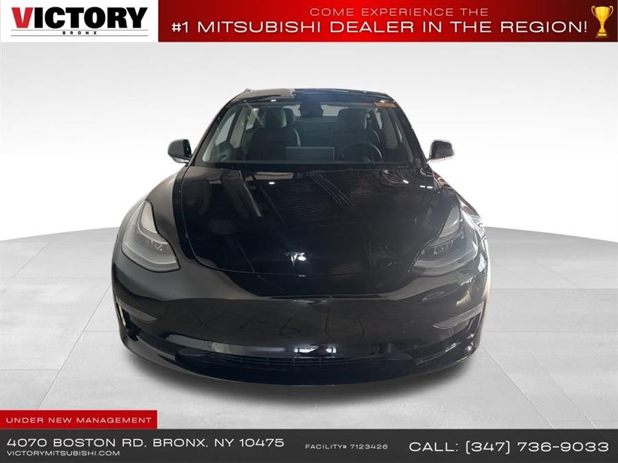 2022 Tesla Model 3 Standard Range Plus's photo
