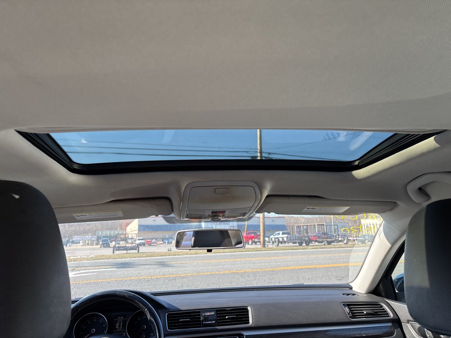 2018 Volkswagen Passat SE - Photo 6