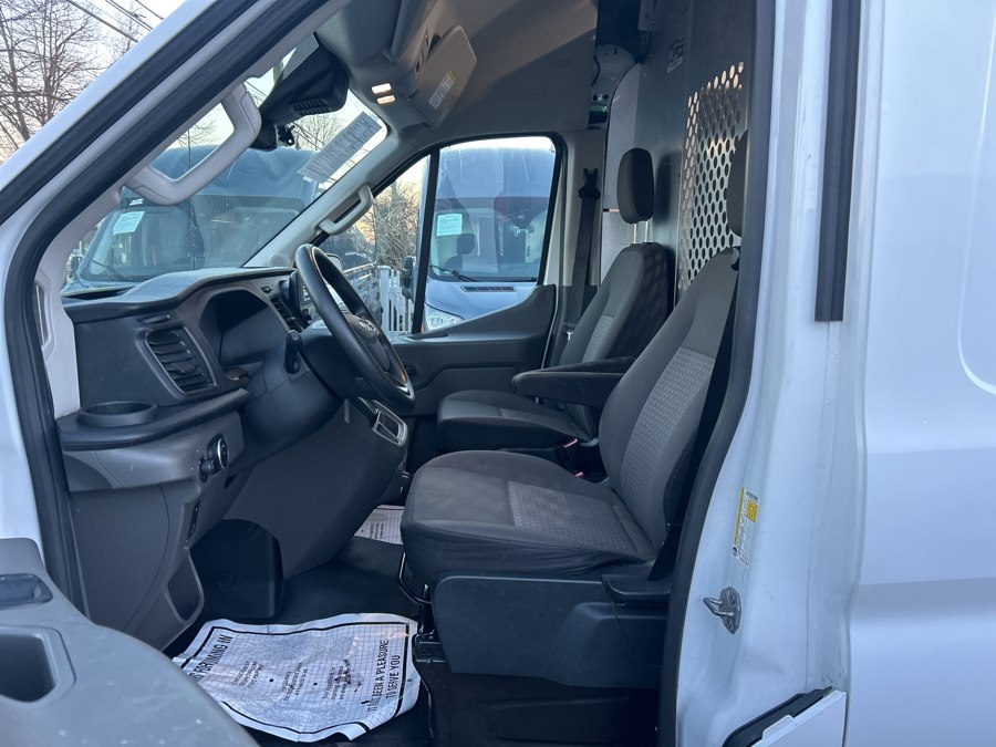 2022 Ford Transit Van Base - Photo 17
