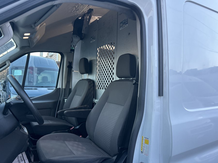 2022 Ford Transit Van Base - Photo 18