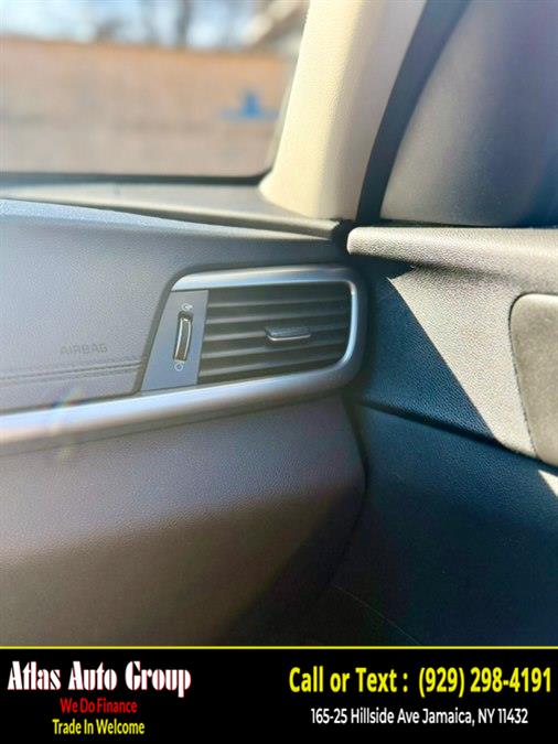 2018 Kia Optima S - Photo 18