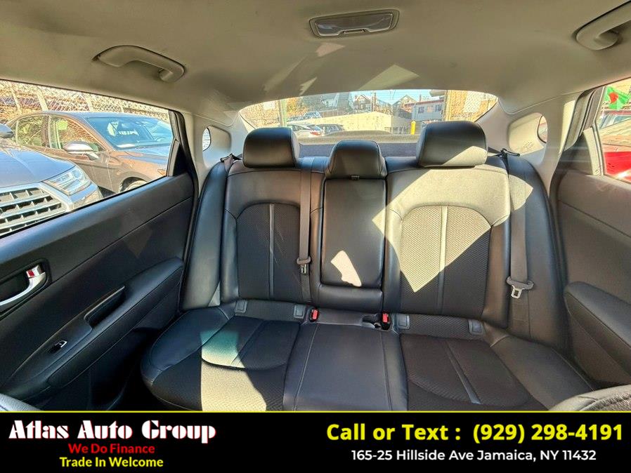 2018 Kia Optima S - Photo 11