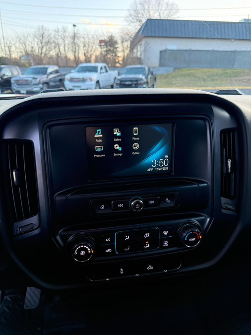 2018 Chevrolet Silverado 1500 Custom - Photo 14