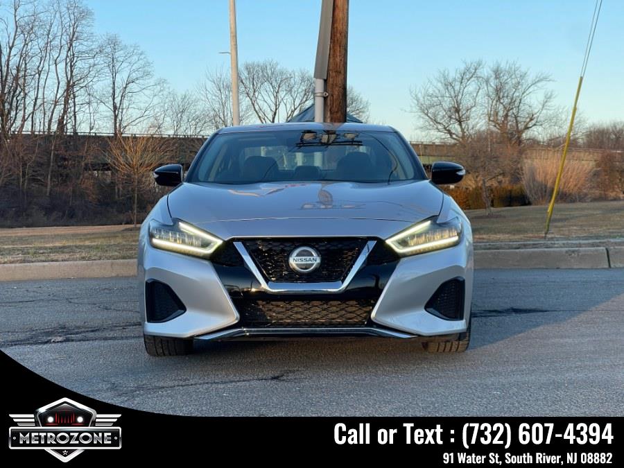 2020 Nissan Maxima SV's photo