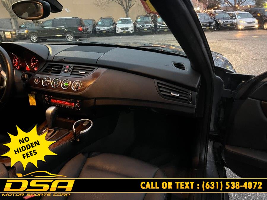 2011 BMW Z4 sDrive30i - Photo 27