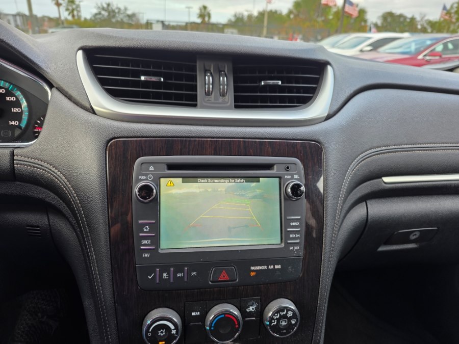 2017 Chevrolet Traverse 1LT - Photo 8