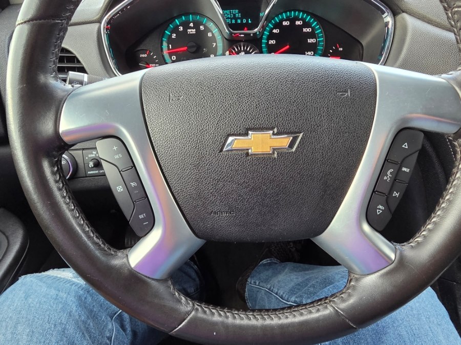 2017 Chevrolet Traverse 1LT - Photo 12