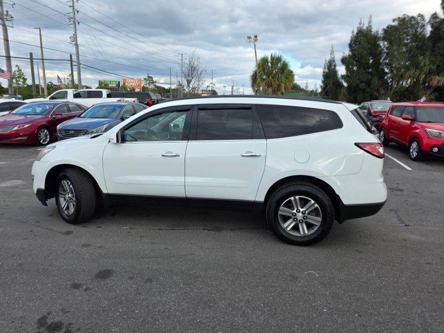 2017 Chevrolet Traverse 1LT - Photo 7