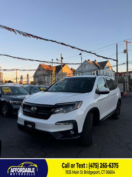 2022 Honda Pilot SE AWD's photo