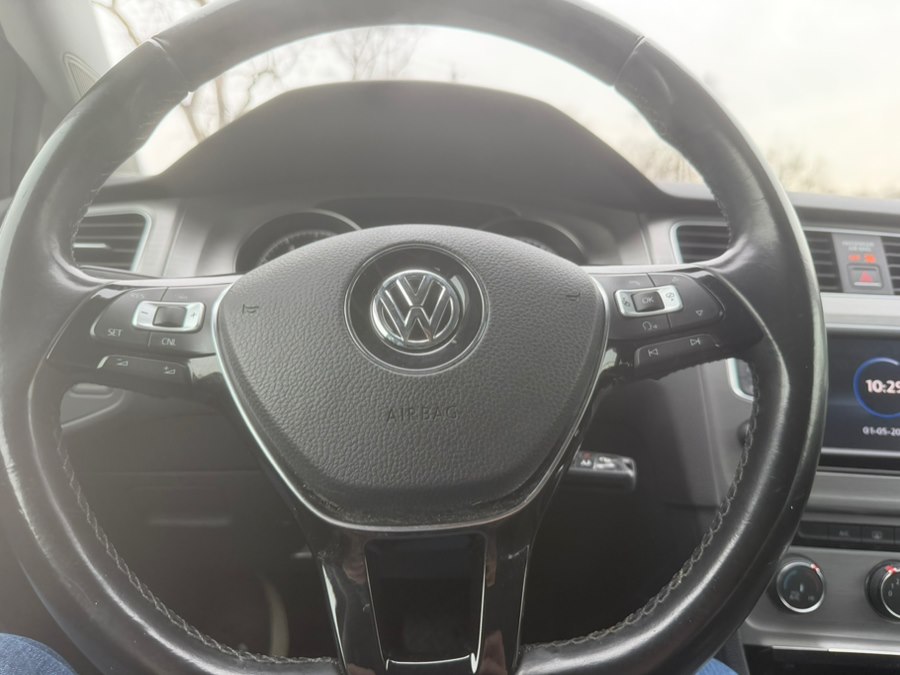 2017 Volkswagen Golf SportWagen S - Photo 11