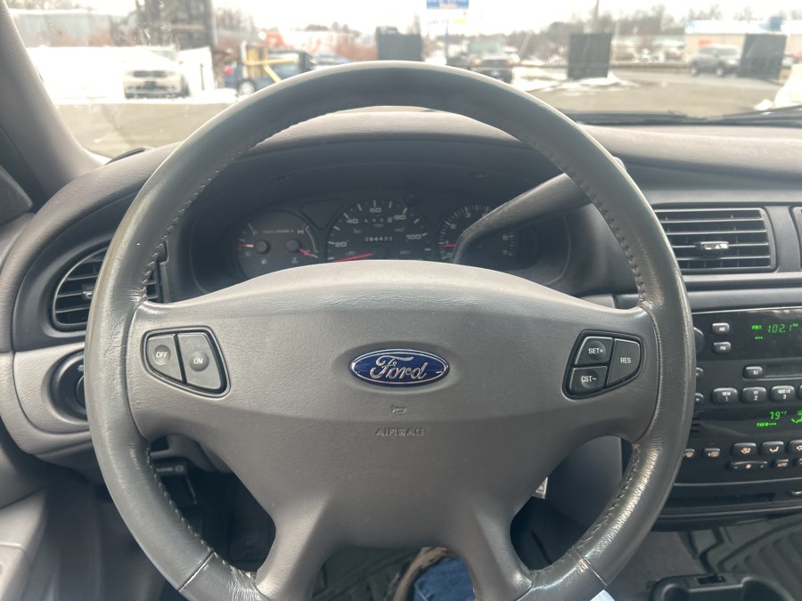 2001 Ford Taurus SEL - Photo 41