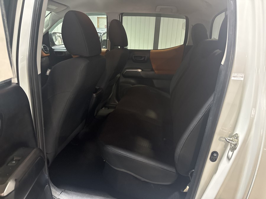 2016 Toyota Tacoma SR5 - Photo 7