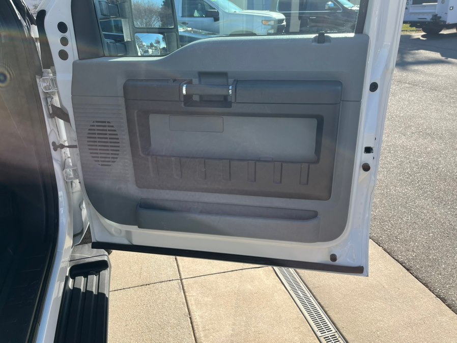 2016 Ford F-350 Super Duty XL - Photo 12