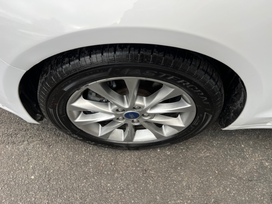 2017 Ford Fusion SE - Photo 15