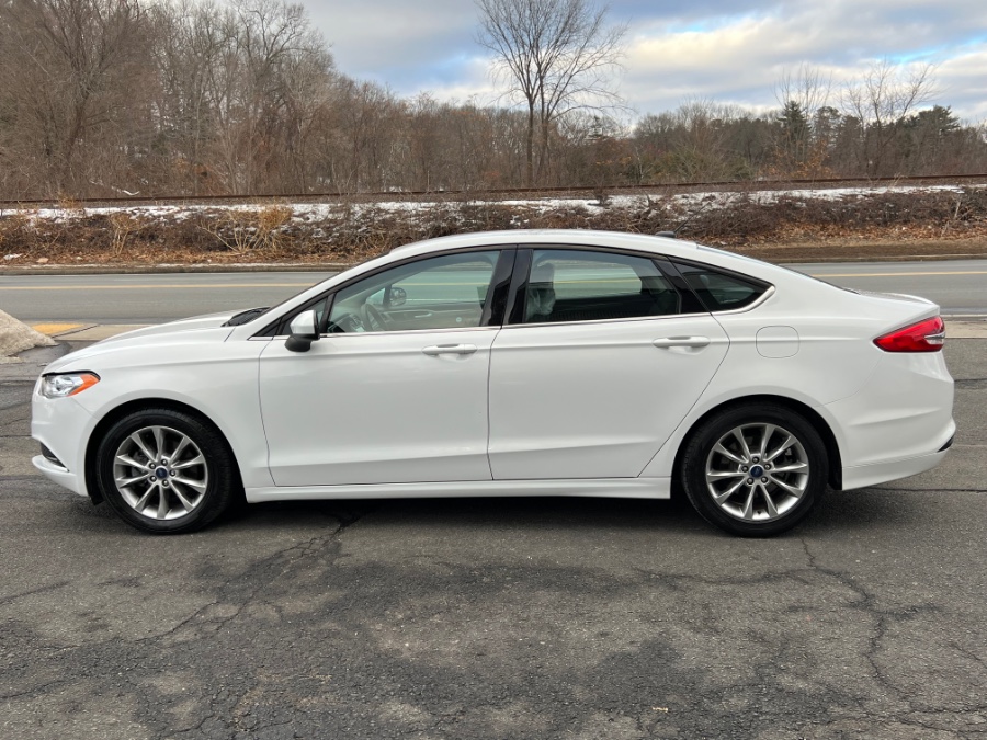 2017 Ford Fusion SE - Photo 7