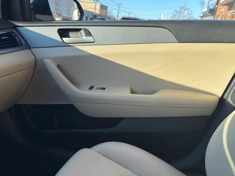 2017 Hyundai Sonata SE - Photo 22