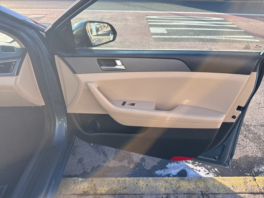 2017 Hyundai Sonata SE - Photo 26
