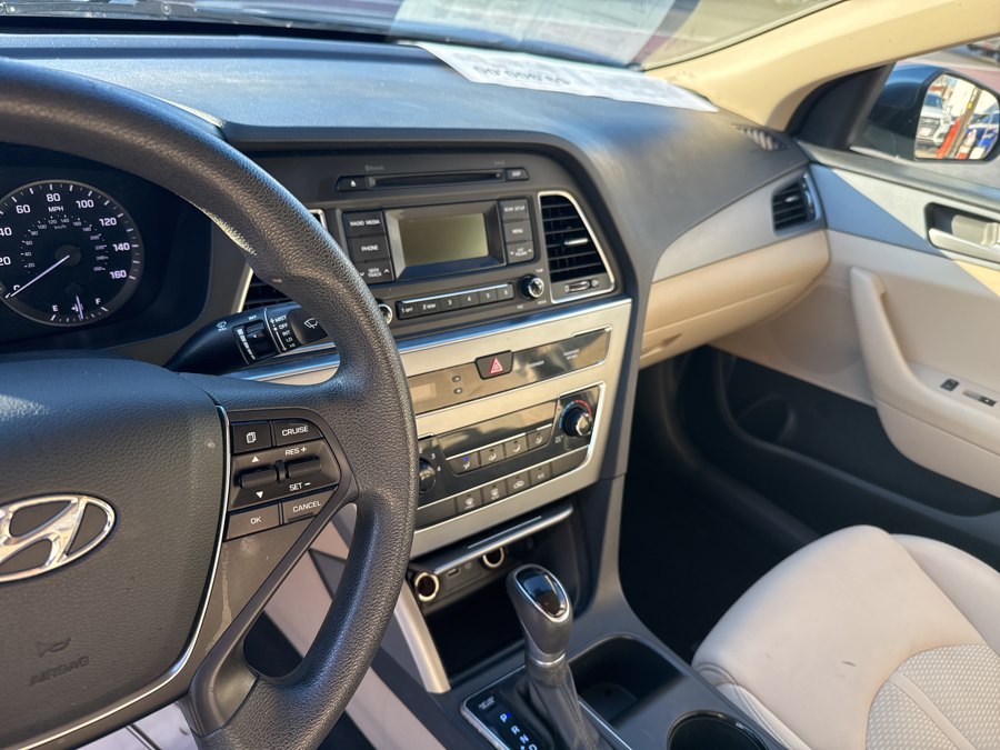2017 Hyundai Sonata SE - Photo 17