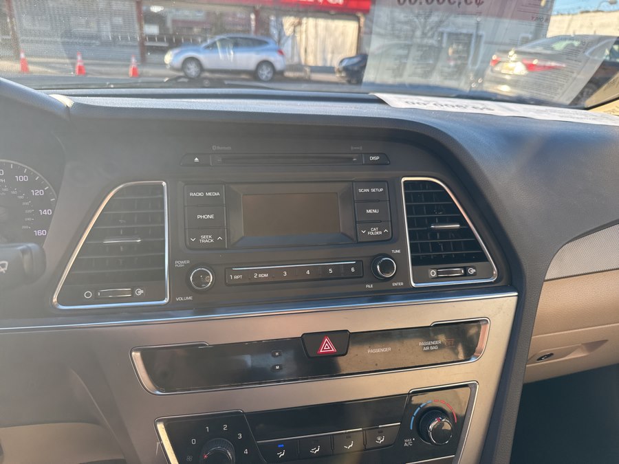 2017 Hyundai Sonata SE - Photo 19