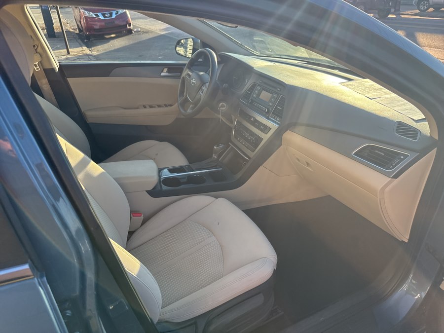 2017 Hyundai Sonata SE - Photo 27