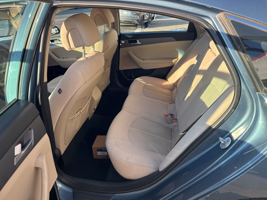 2017 Hyundai Sonata SE - Photo 24