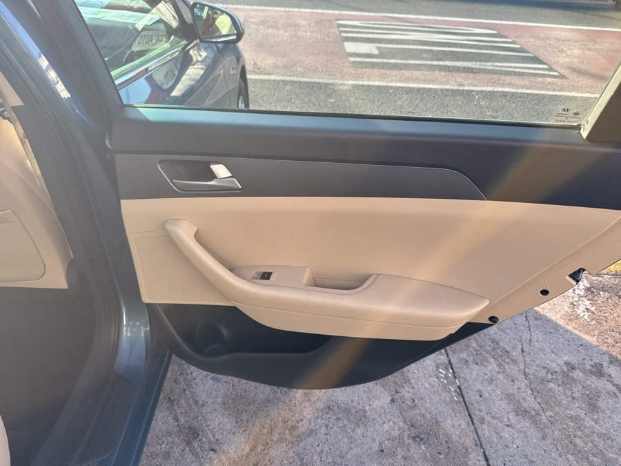 2017 Hyundai Sonata SE - Photo 30