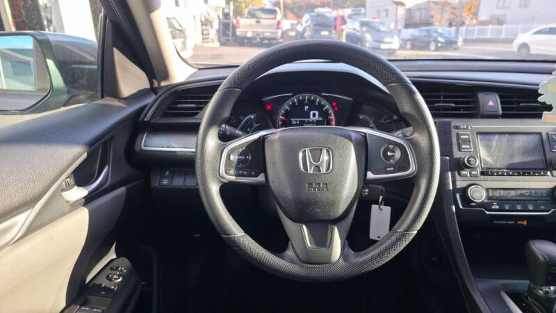 2018 Honda Civic LX - Photo 6