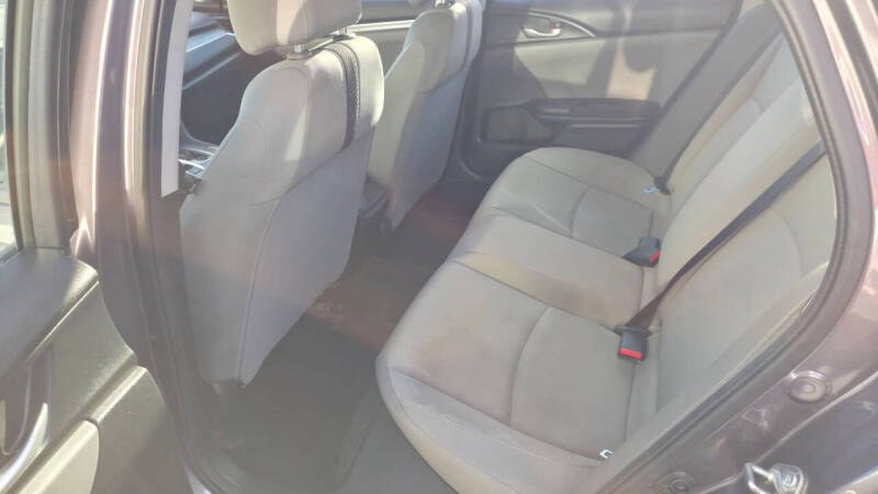 2018 Honda Civic LX - Photo 9