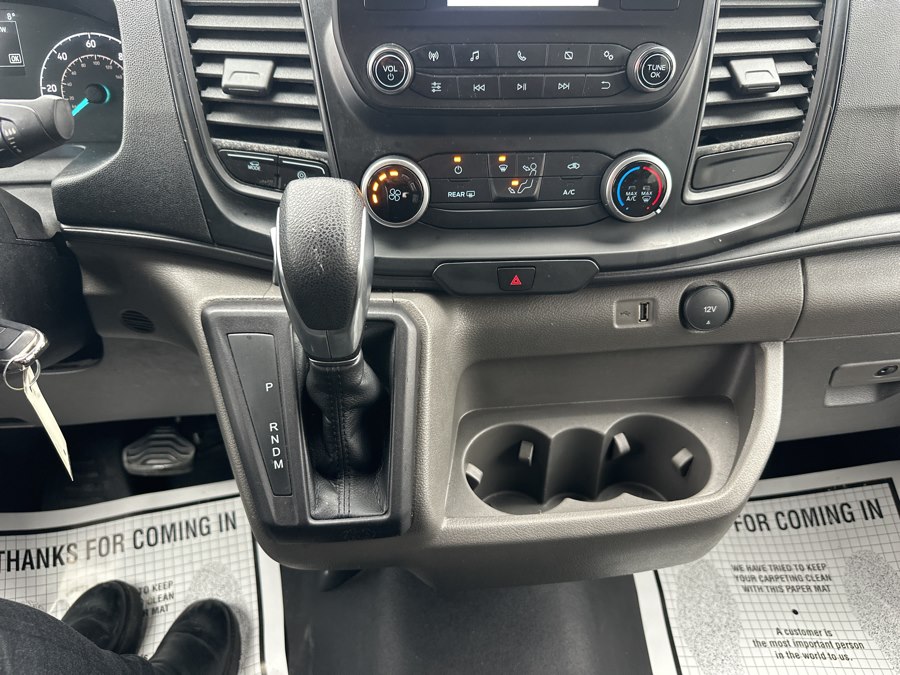 2024 Ford Transit Passenger Van XL - Photo 40