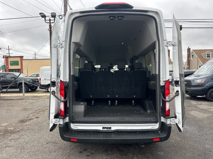 2024 Ford Transit Passenger Van XL - Photo 21