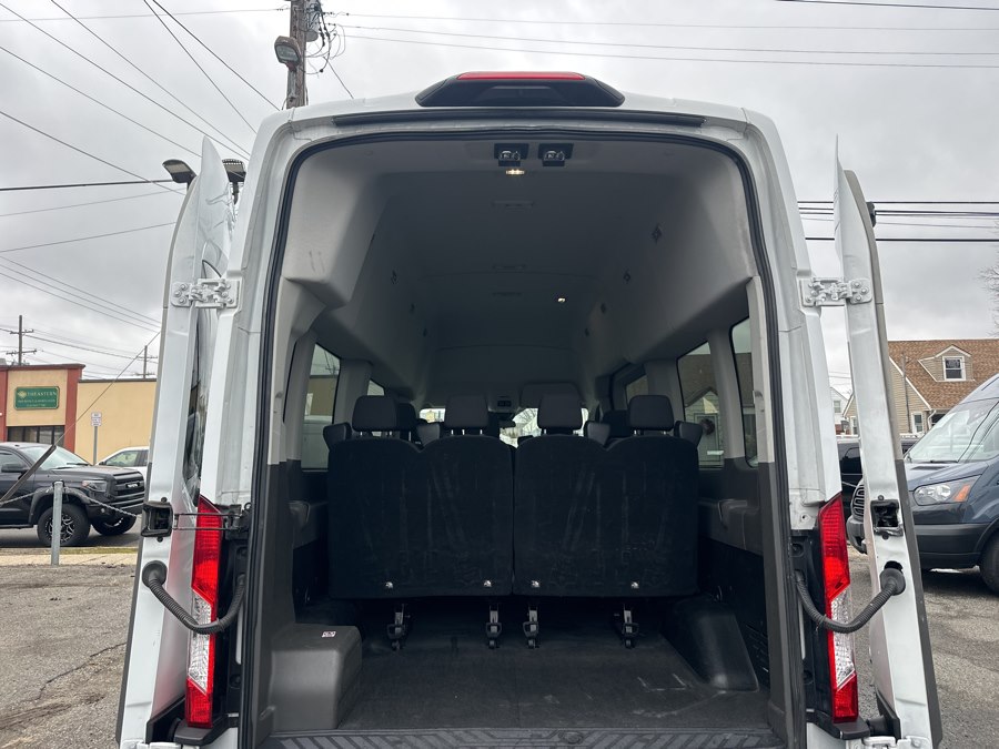 2024 Ford Transit Passenger Van XL - Photo 22
