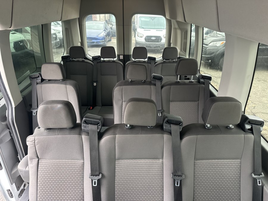 2024 Ford Transit Passenger Van XL - Photo 13