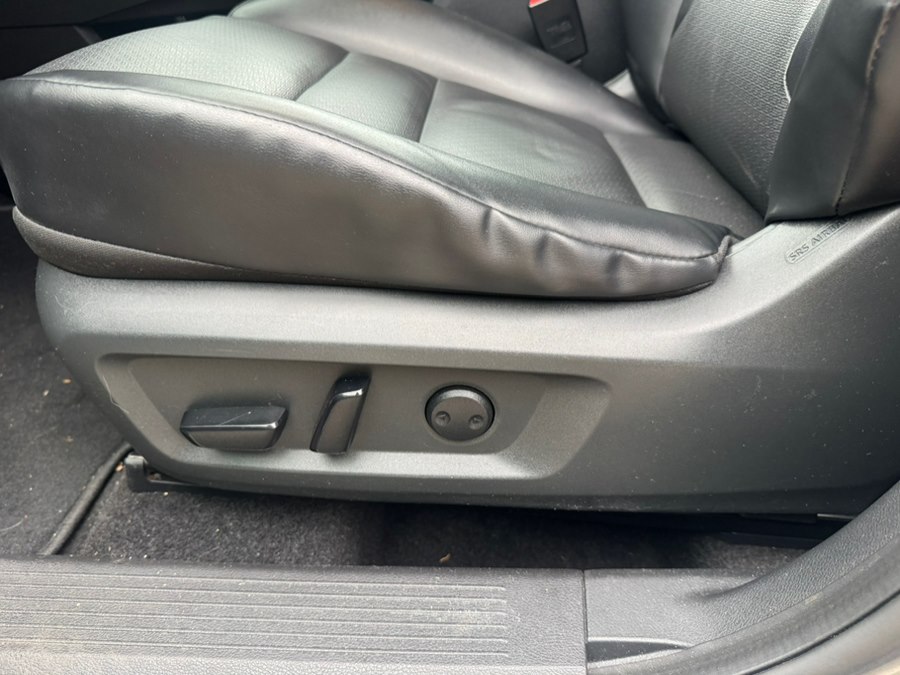2021 Nissan Rogue SV - Photo 20